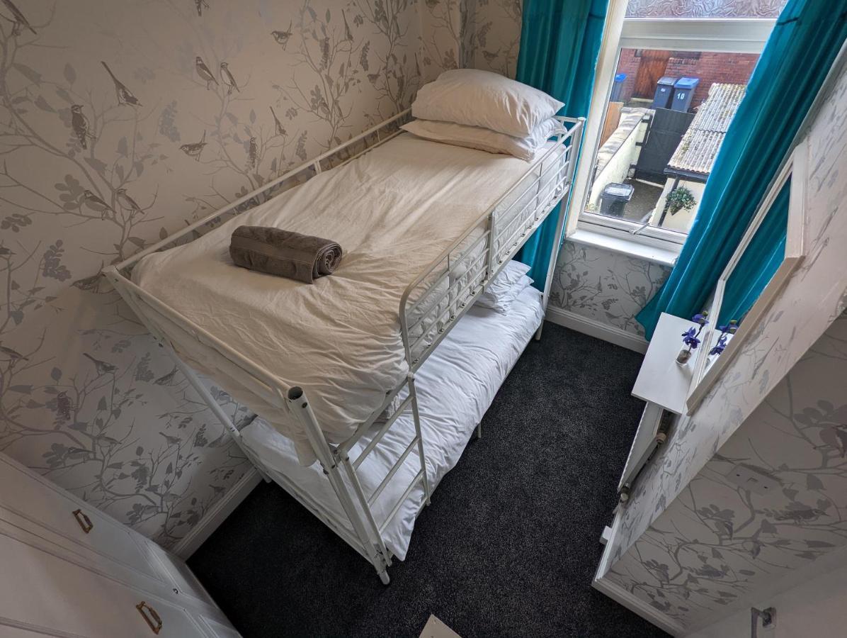 Moon Holiday Townhouse Free Parkingprivate Garden Μπλάκπουλ Εξωτερικό φωτογραφία